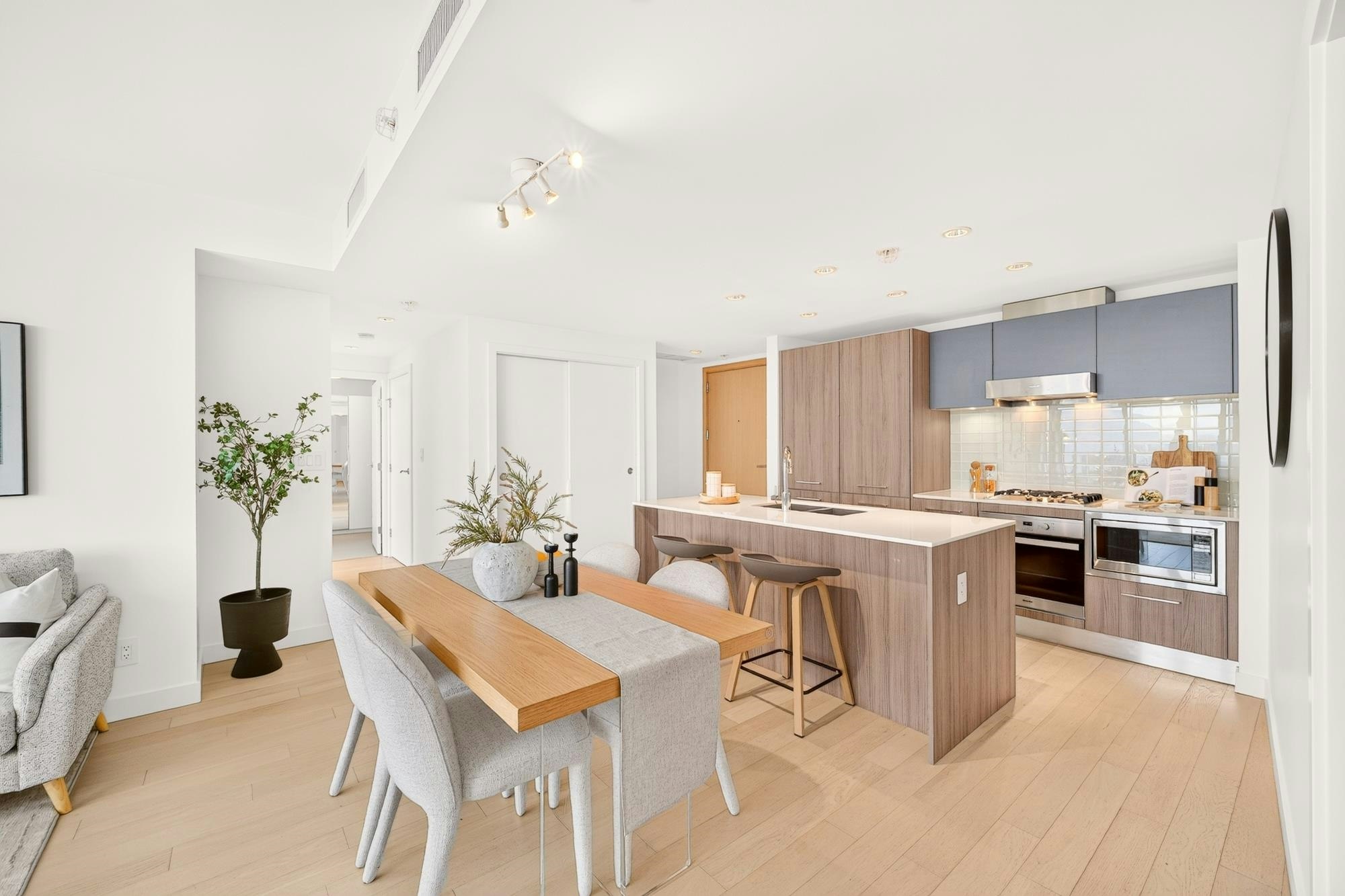 1105-4638 Gladstone Street, Vancouver, BC, V5N 0G5 - 9
