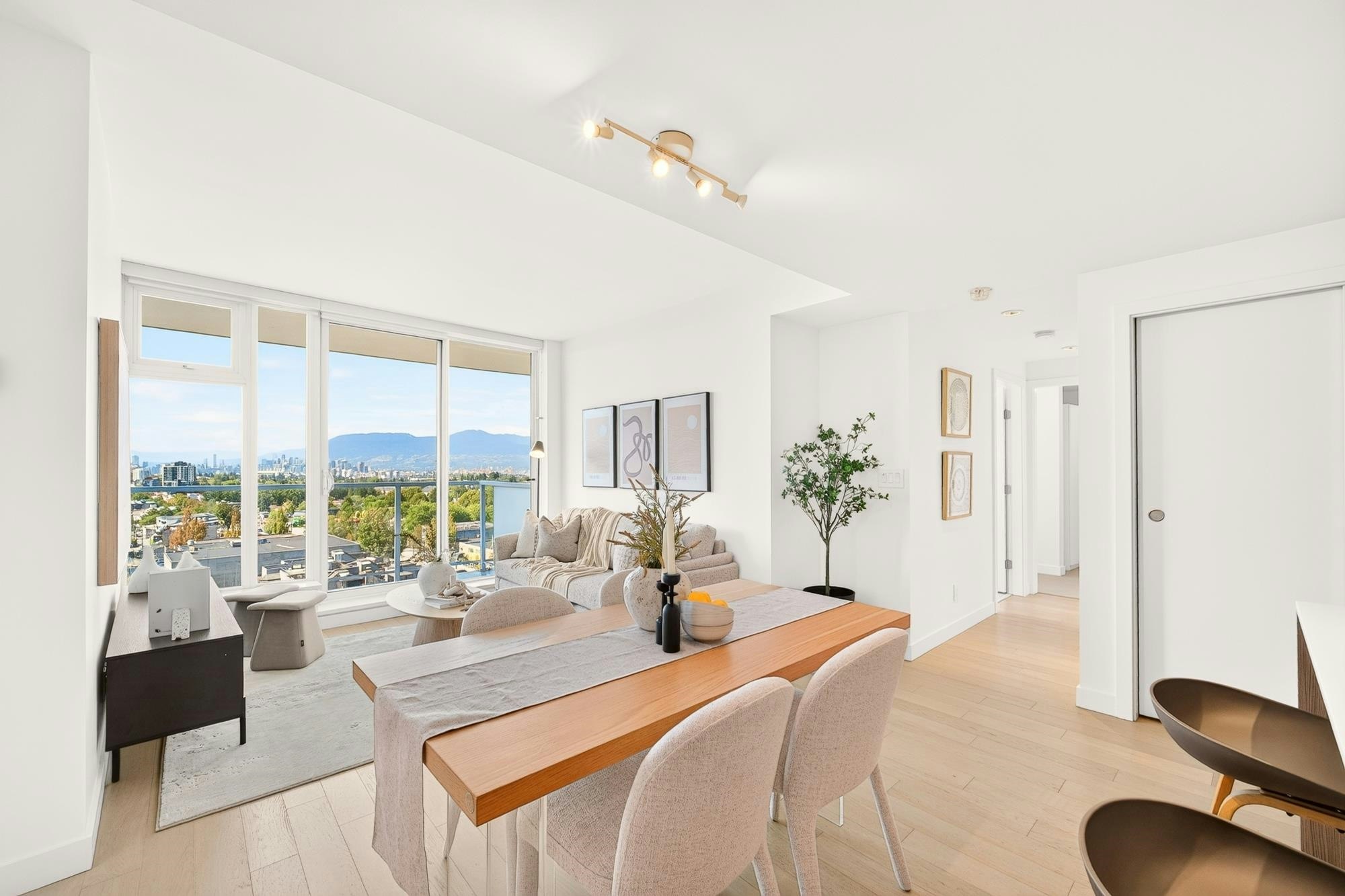 1105-4638 Gladstone Street - 4