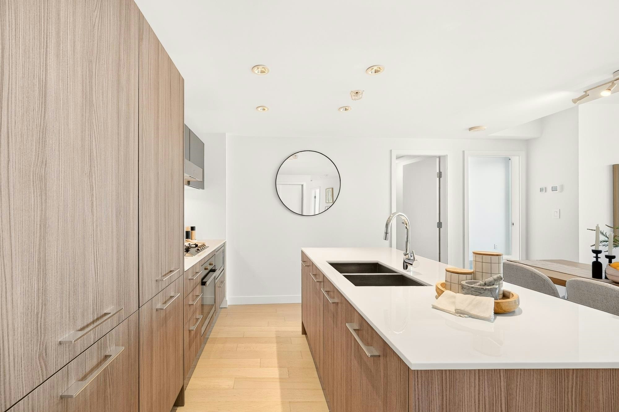 1105-4638 Gladstone Street, Vancouver, BC, V5N 0G5 - 11