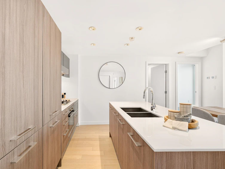 1105-4638 Gladstone Street, Vancouver, BC, V5N 0G5 - 11