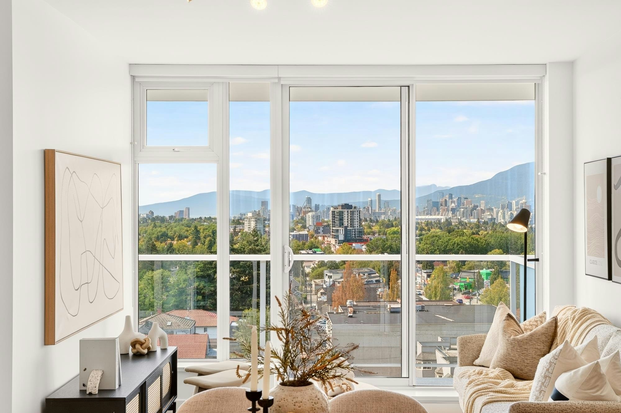 1105-4638 Gladstone Street - 5