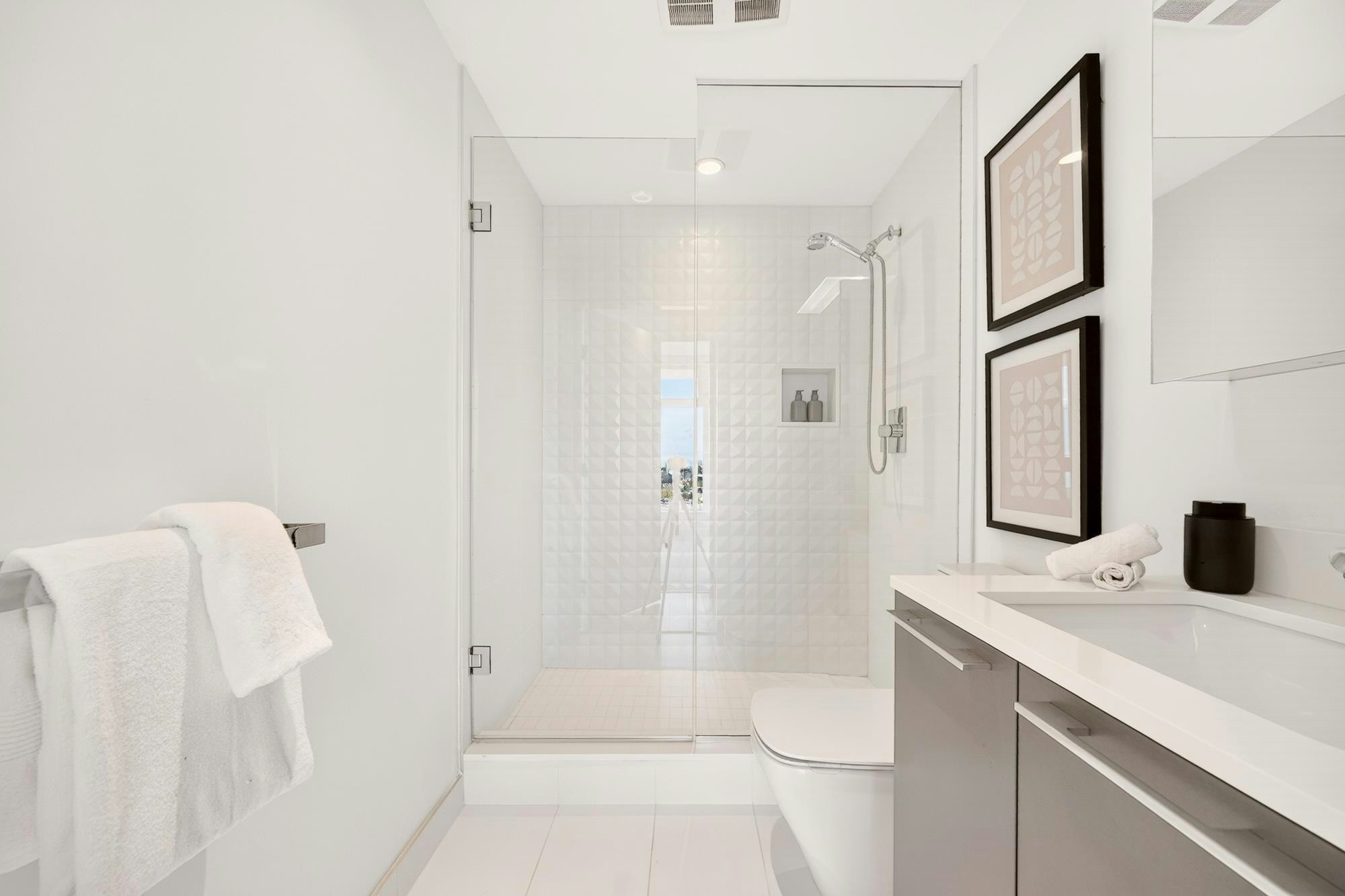 1105-4638 Gladstone Street, Vancouver, BC, V5N 0G5 - 26