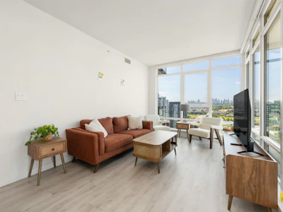 1808-2085 Skyline Crescent - 5