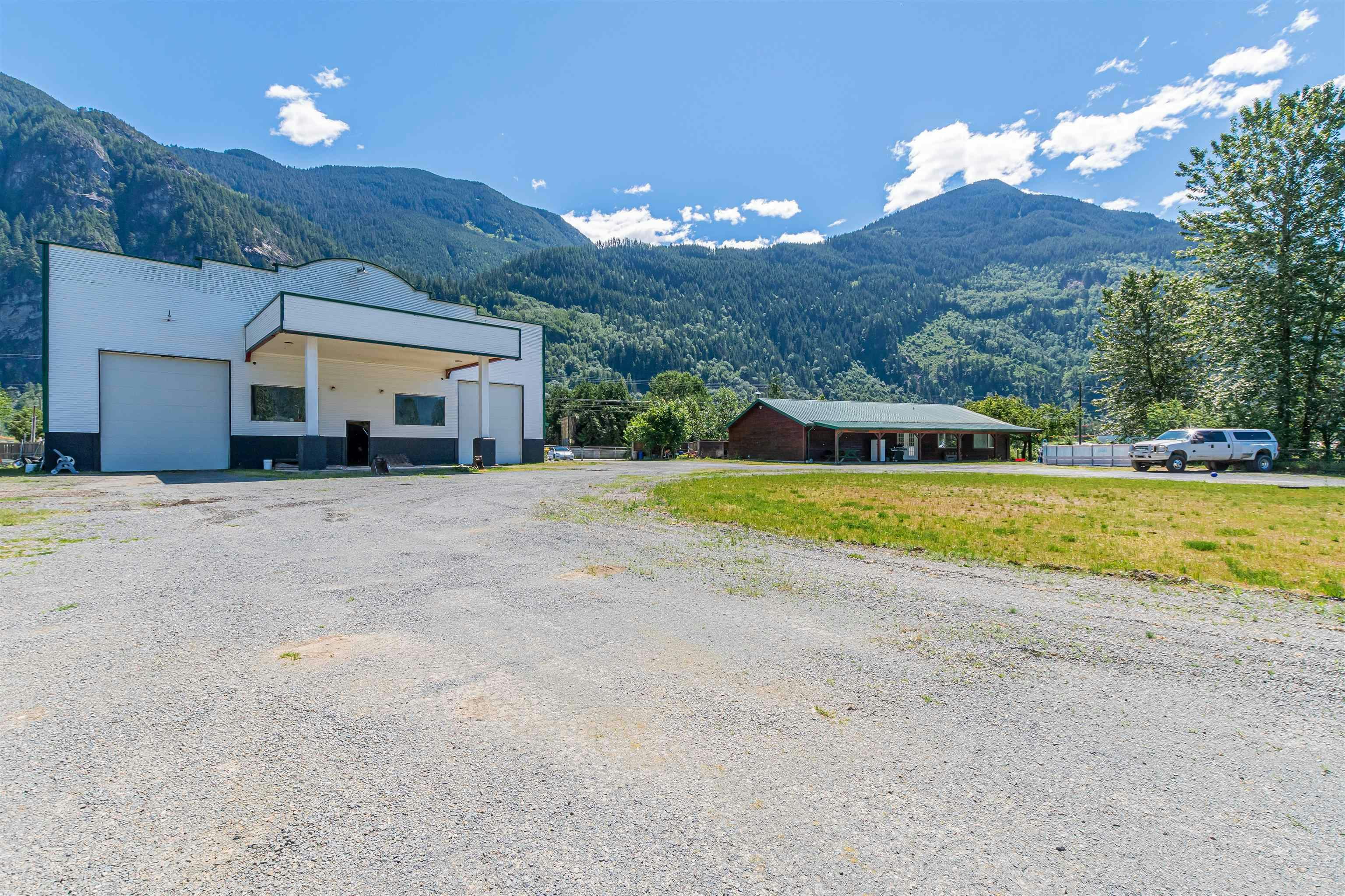 58465 Laidlaw Road, Hope, BC, V0X 1L2