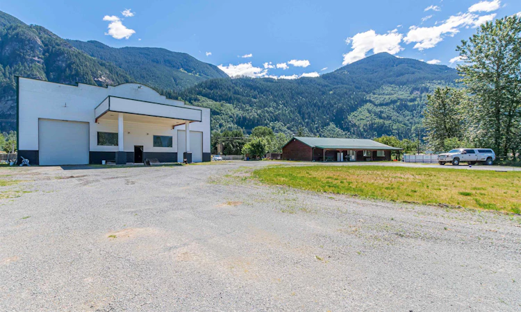 58465 Laidlaw Road