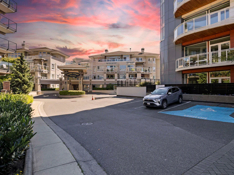 213-20448 Park Avenue, Langley, BC, V3A 4N3 - 2