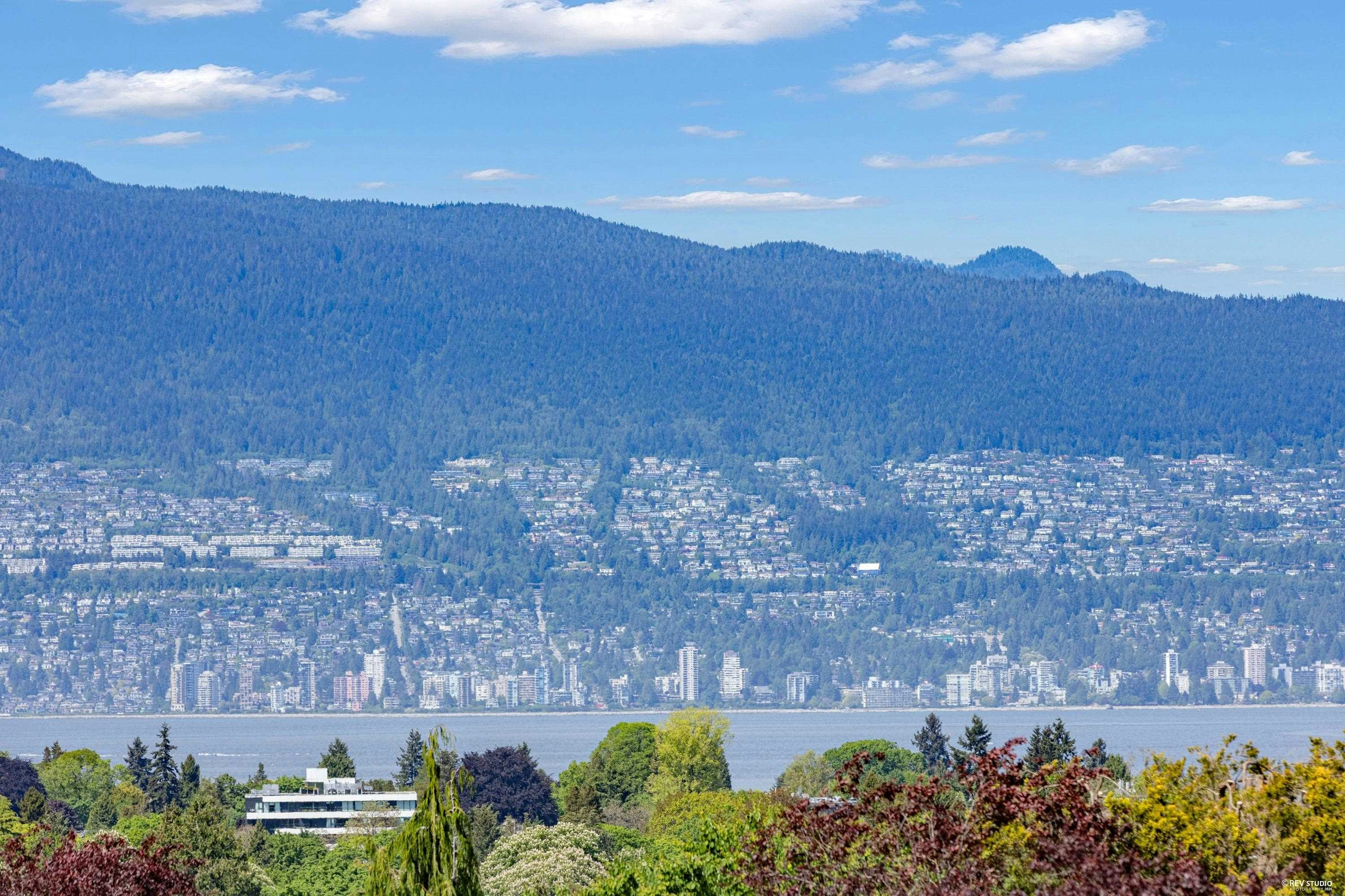 3191 W 23rd Avenue, Vancouver, BC, V6L 1P7