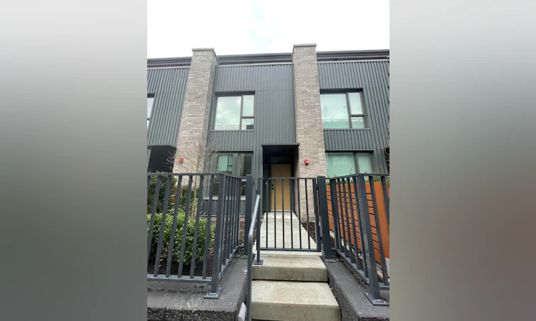 134-765 W 49th Avenue