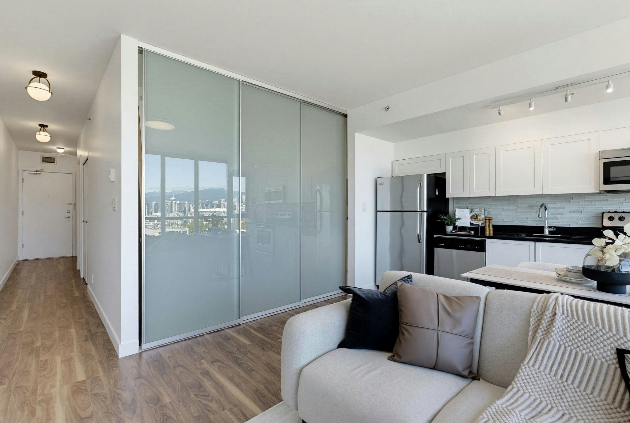 409-2511 Quebec Street, Vancouver, BC, V5T 0B6 - 10