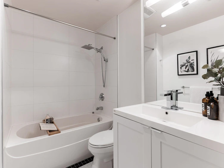 409-2511 Quebec Street, Vancouver, BC, V5T 0B6 - 16