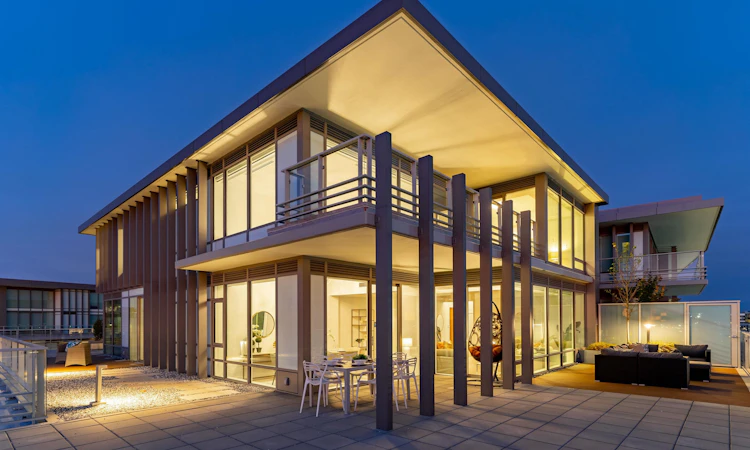 1205-6622 Pearson Way