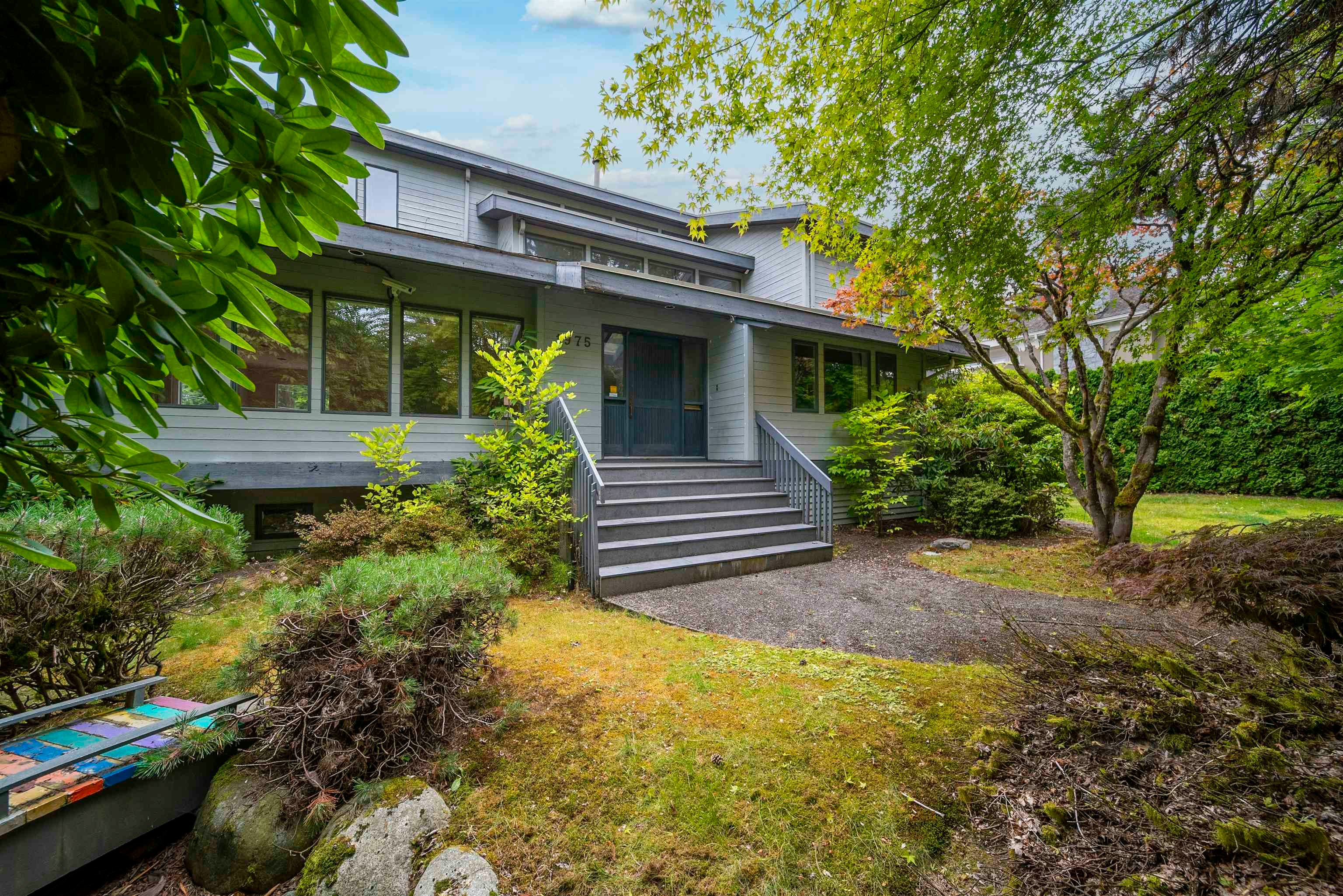 1975 W 18th Avenue, Vancouver, BC, V6J 2N6
