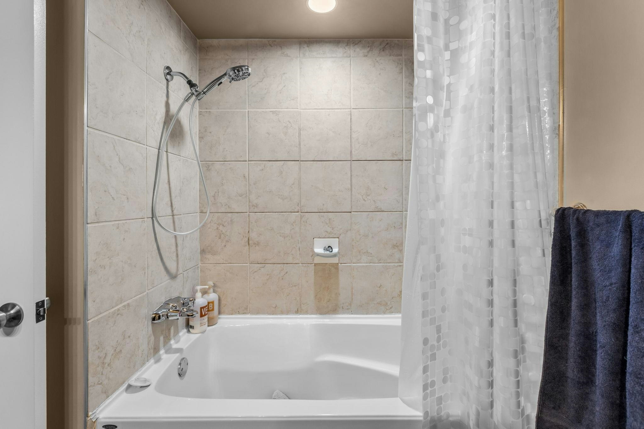 9010 Centaurus Circle, Burnaby, BC, V3J 1C2 - 31