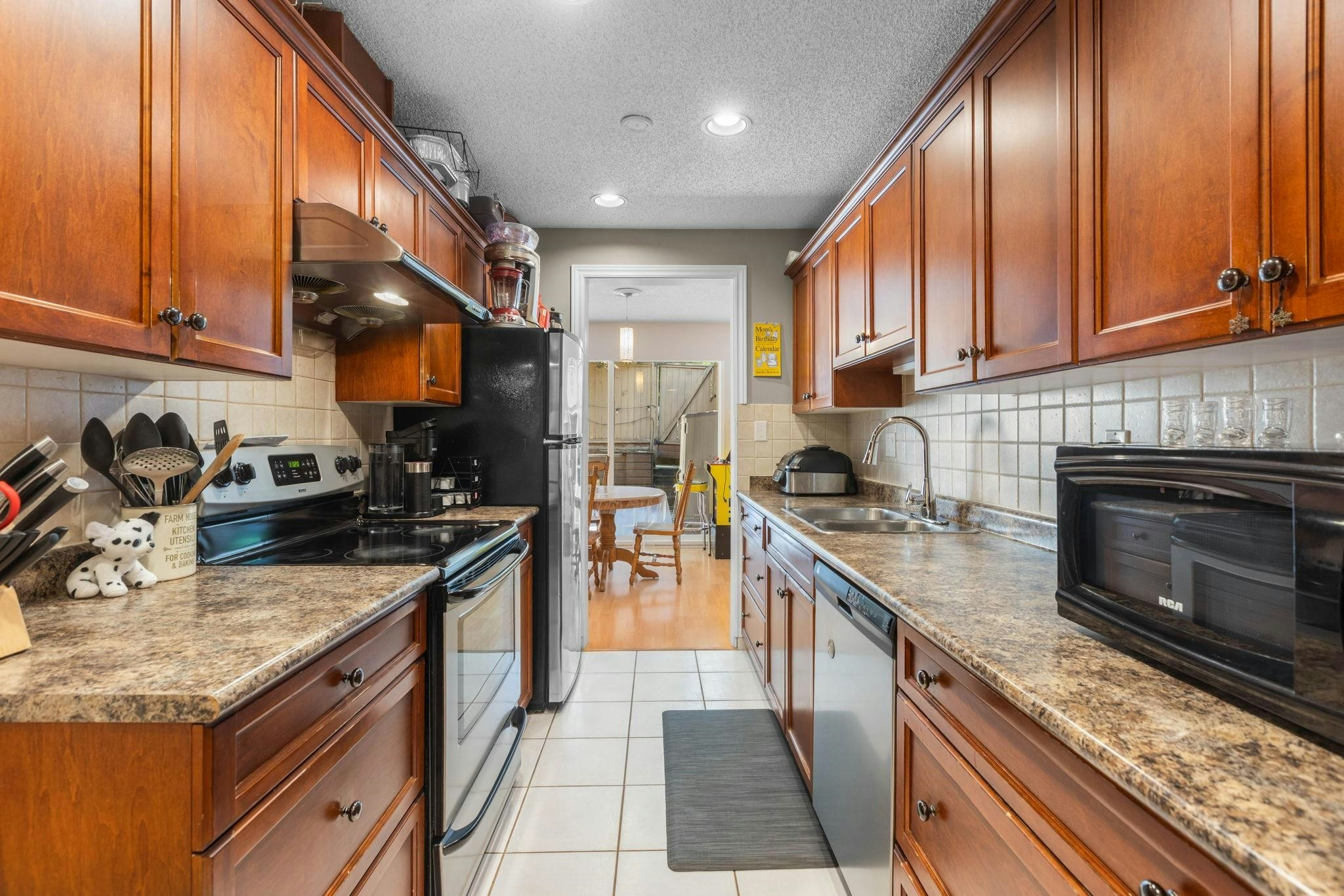 9010 Centaurus Circle, Burnaby, BC, V3J 1C2 - 20