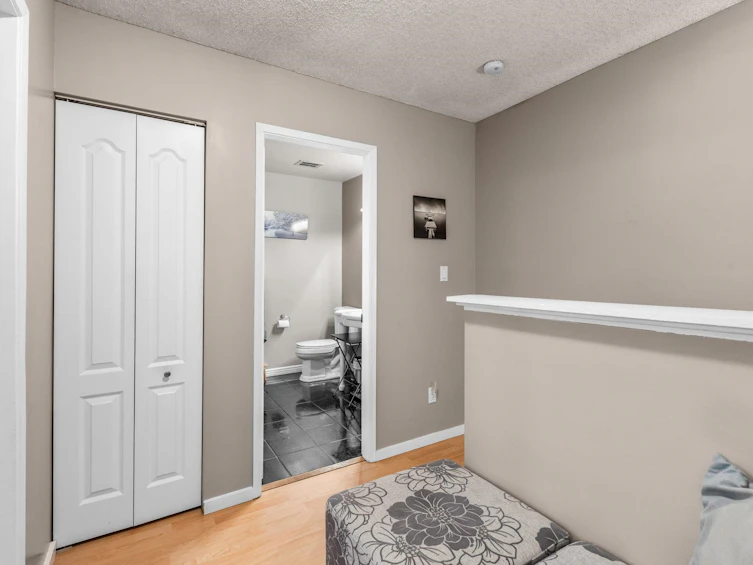 9010 Centaurus Circle, Burnaby, BC, V3J 1C2 - 25
