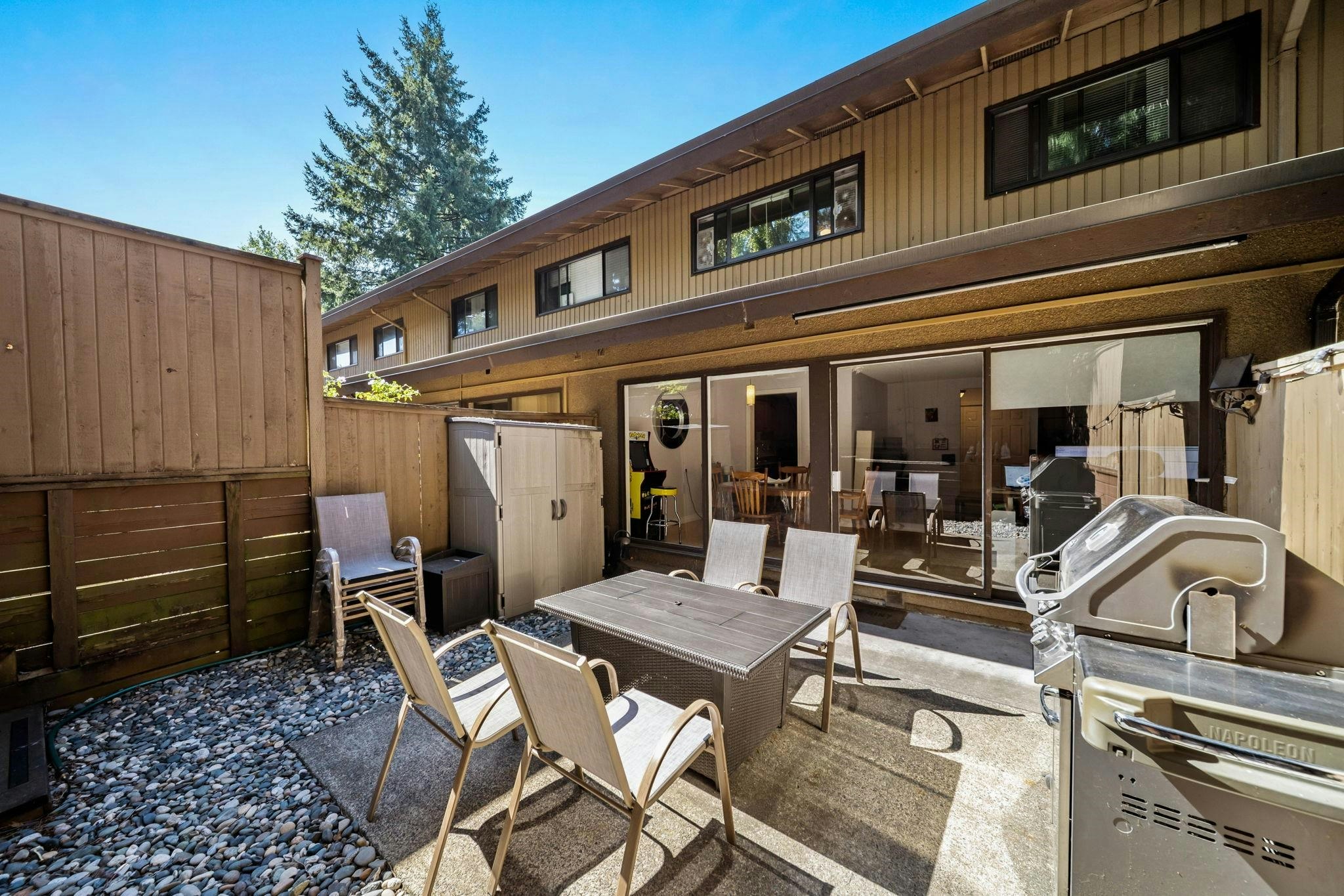 9010 Centaurus Circle, Burnaby, BC, V3J 1C2 - 10