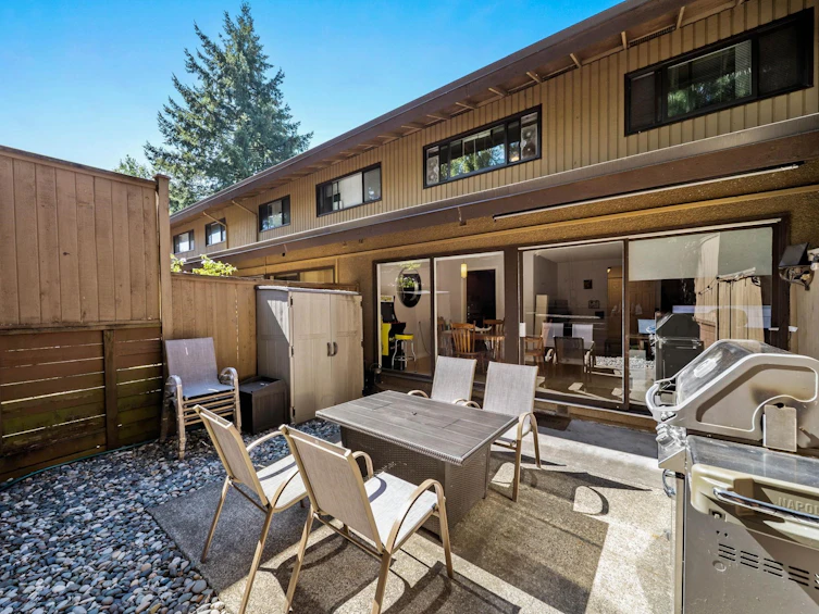 9010 Centaurus Circle, Burnaby, BC, V3J 1C2 - 10