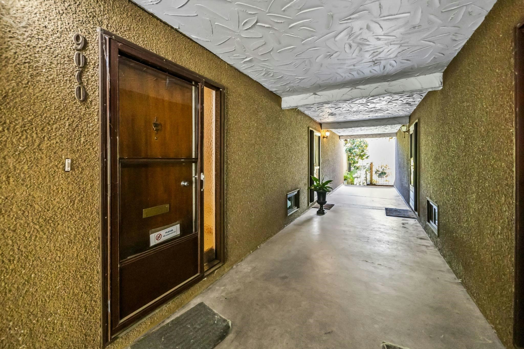 9010 Centaurus Circle, Burnaby, BC, V3J 1C2 - 37