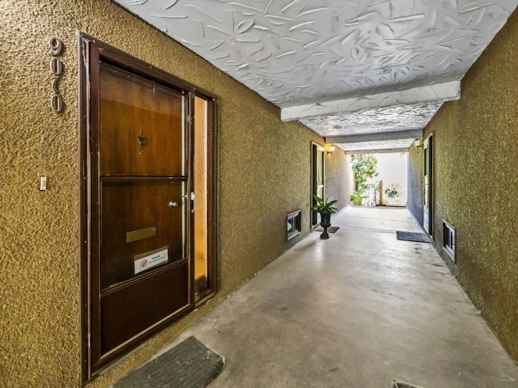 9010 Centaurus Circle, Burnaby, BC, V3J 1C2 - 37