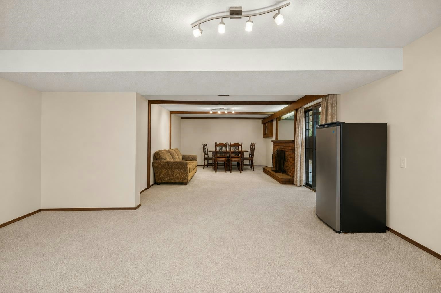 2177 Topaz Street, Abbotsford, BC, V2T 3W7 - 24