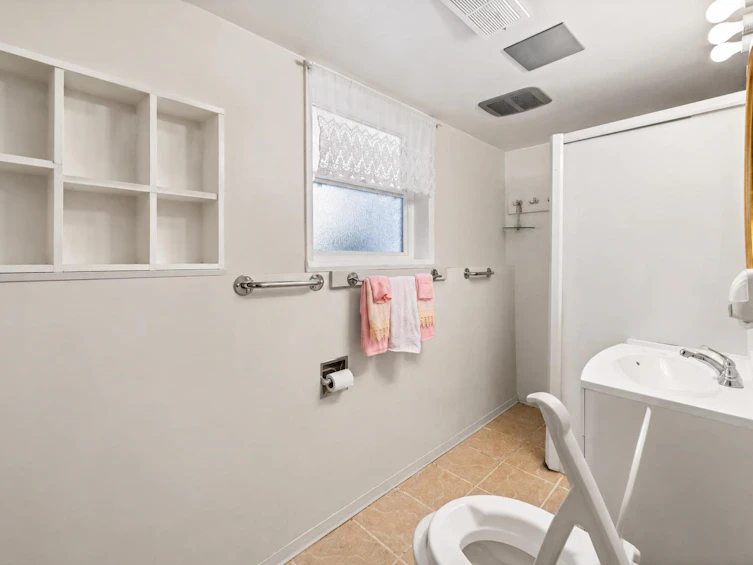 2177 Topaz Street, Abbotsford, BC, V2T 3W7 - 29