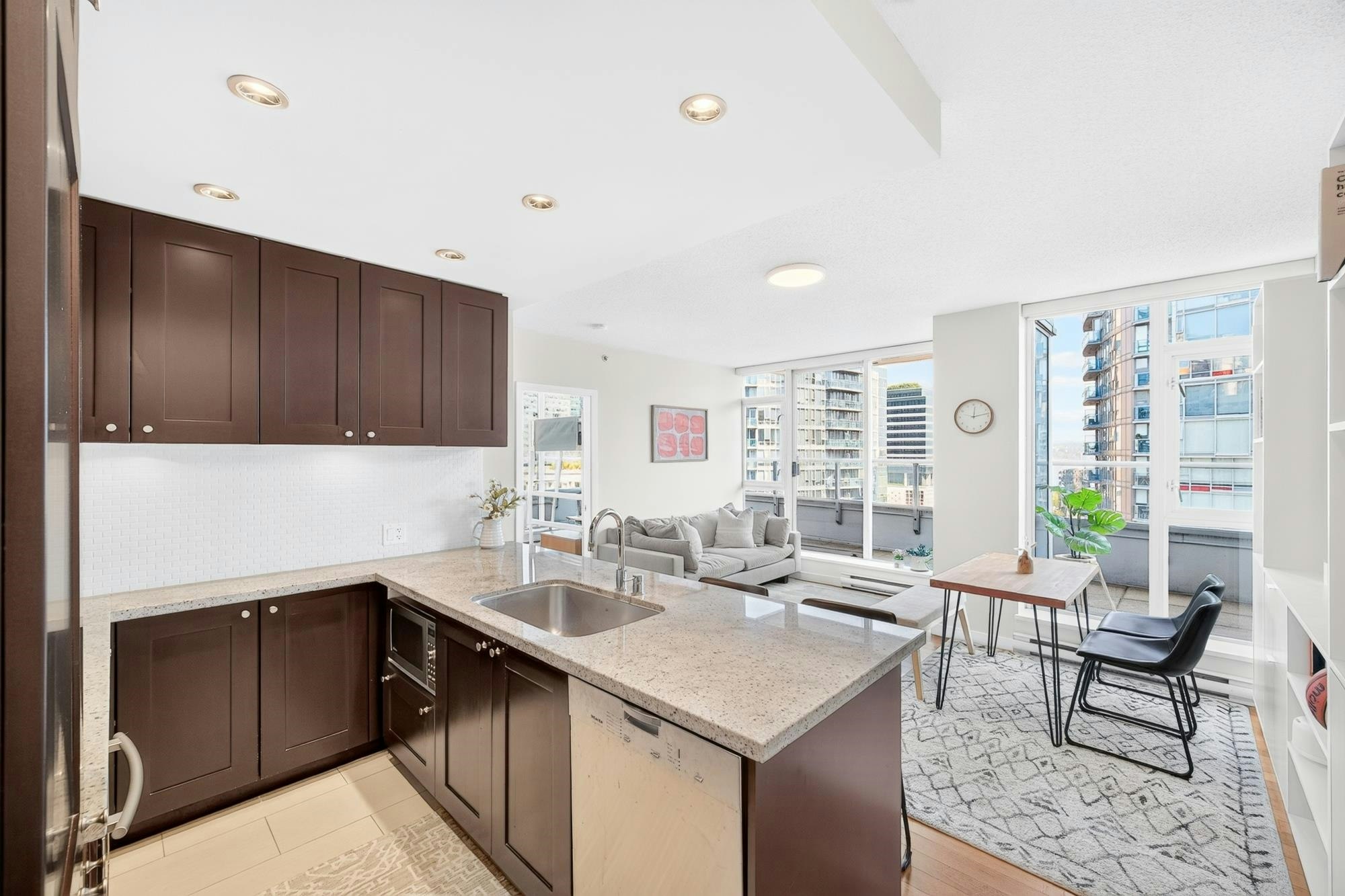 1802-821 Cambie Street - 4