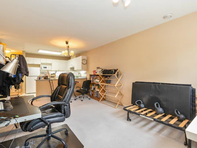 414-1591 Booth Avenue - 5