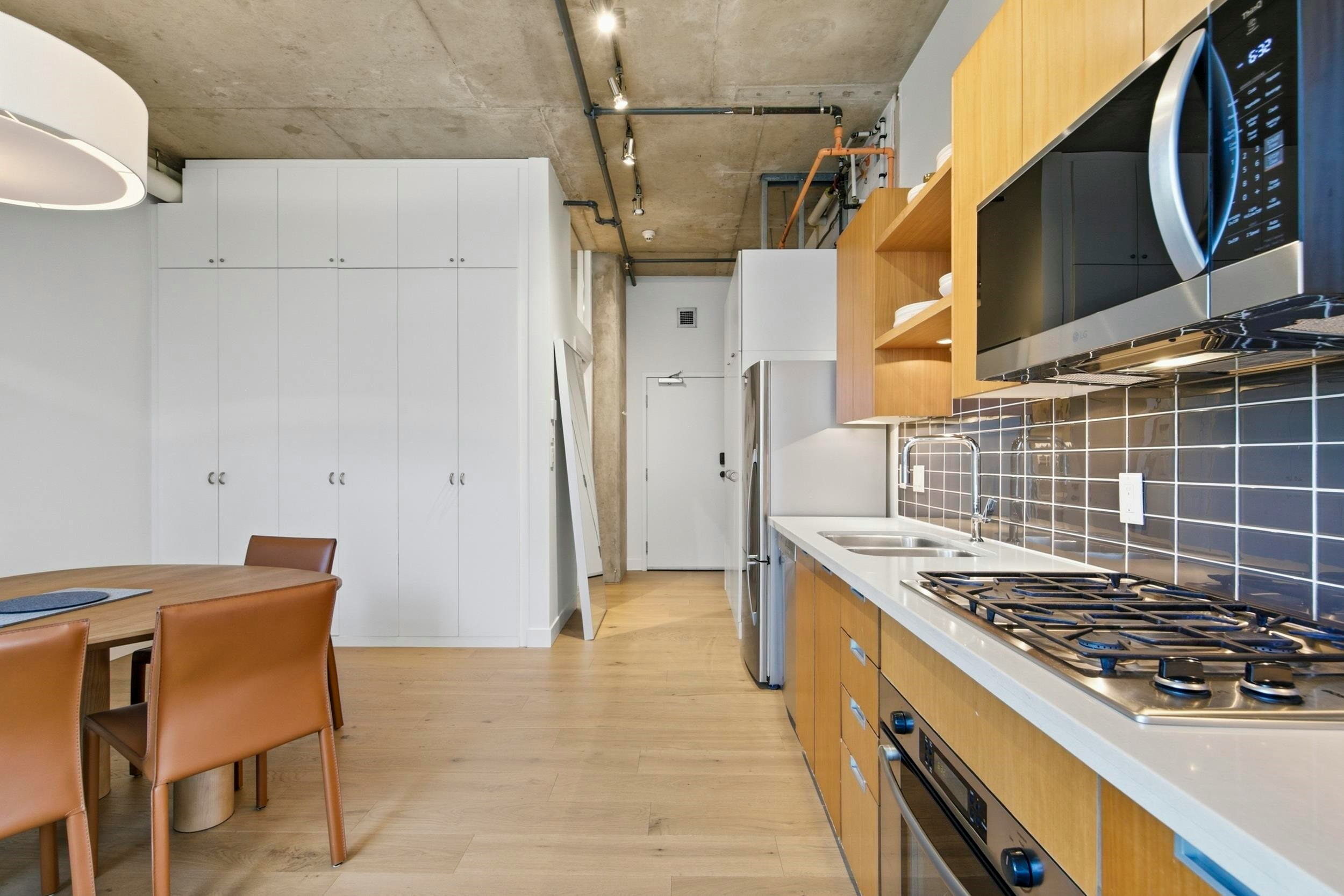 604-495 W 6th Avenue, Vancouver, BC, V5Y 1L3 - 6