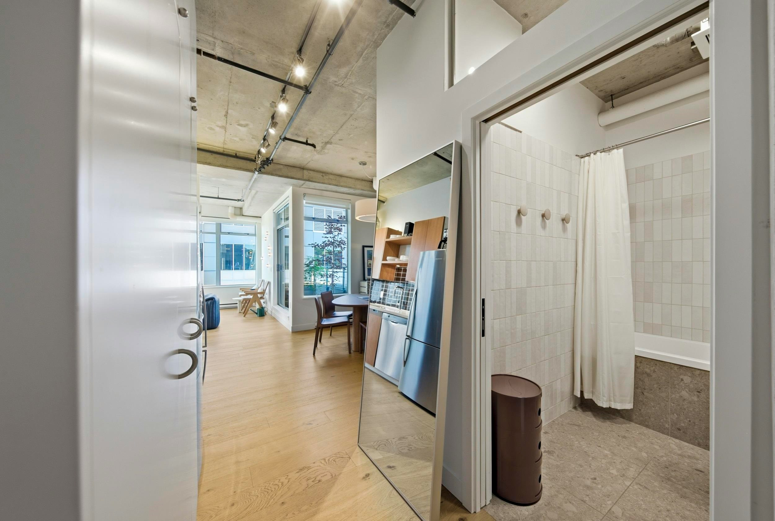 604-495 W 6th Avenue, Vancouver, BC, V5Y 1L3 - 2