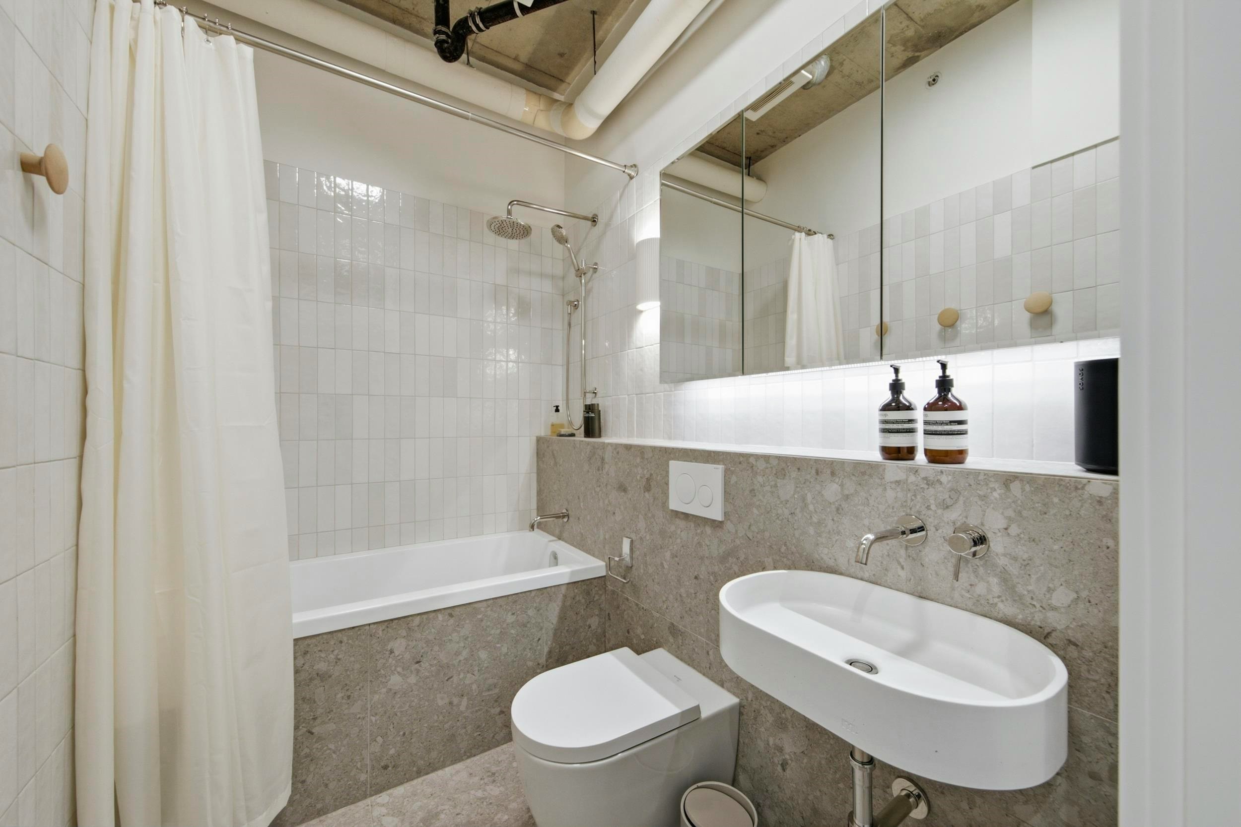 604-495 W 6th Avenue, Vancouver, BC, V5Y 1L3 - 3