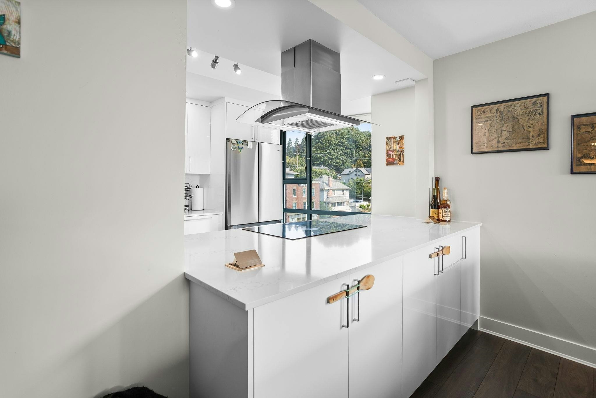601-98 Tenth Street - 4