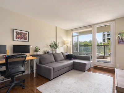 508-3660 Vanness Avenue - 2