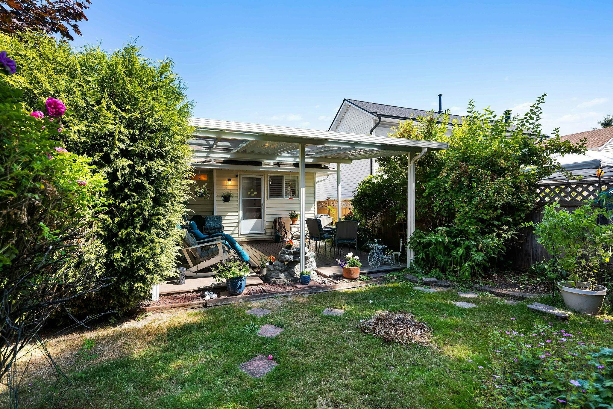 23410 Nightingale Avenue, Maple Ridge, BC, V2X 9C8 - 25
