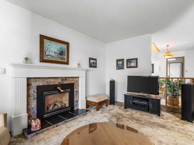23410 Nightingale Avenue, Maple Ridge, BC, V2X 9C8 - 5