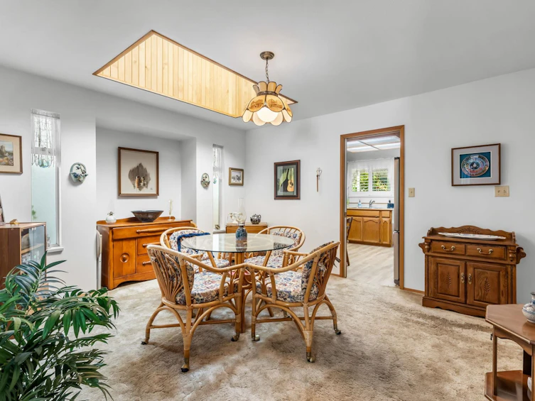 23410 Nightingale Avenue, Maple Ridge, BC, V2X 9C8 - 8