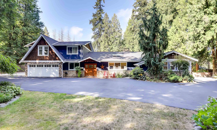14084 Greencrest Drive