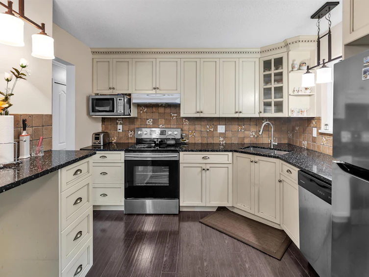 35224 Mckee Road, Abbotsford, BC, V2S 6K6 - 8
