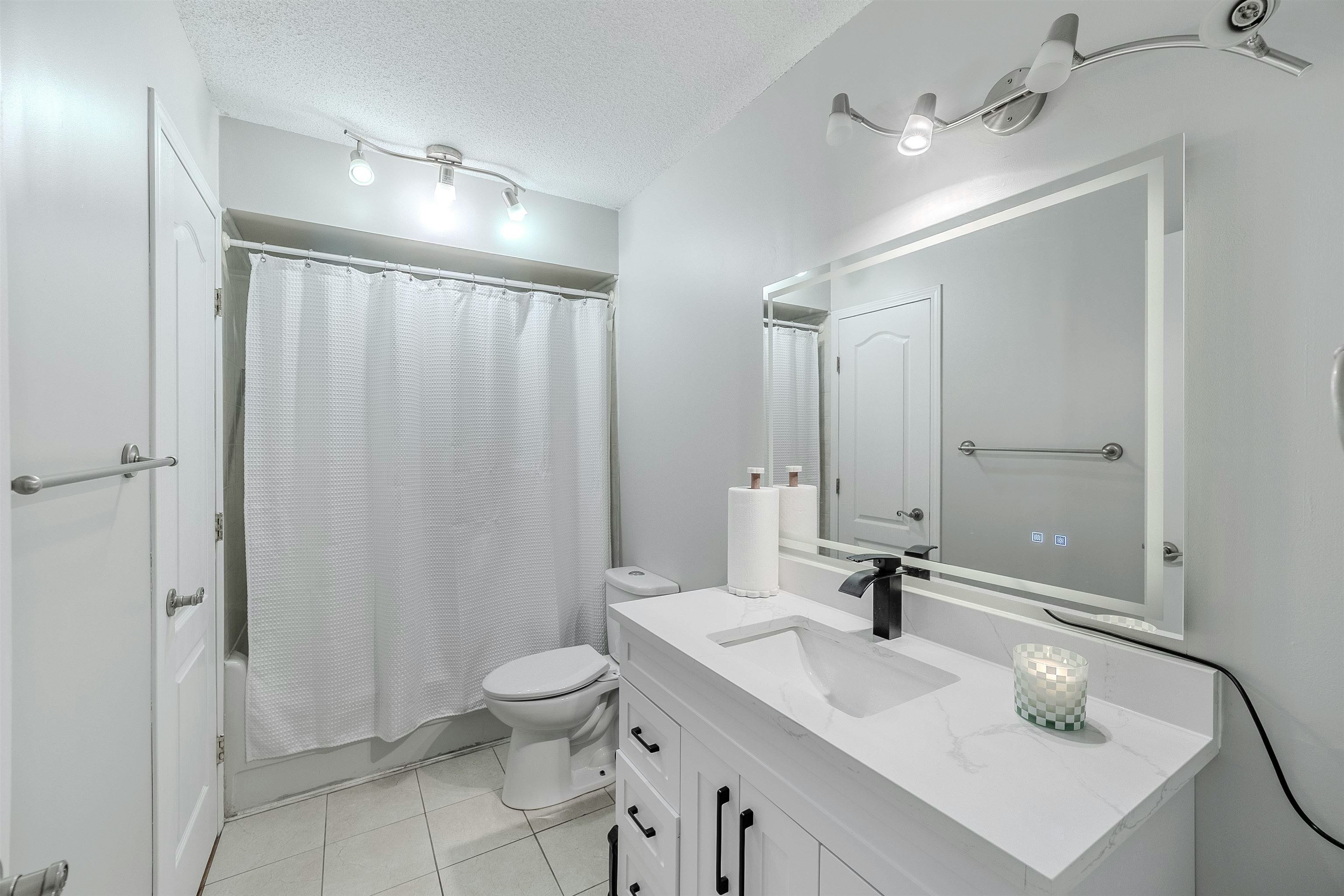35224 Mckee Road, Abbotsford, BC, V2S 6K6 - 16