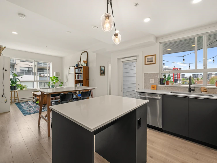 401-7920 206 Street, Langley, BC, V2Y 3X1 - 8