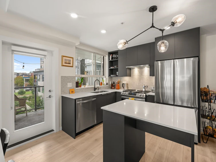 401-7920 206 Street, Langley, BC, V2Y 3X1 - 4
