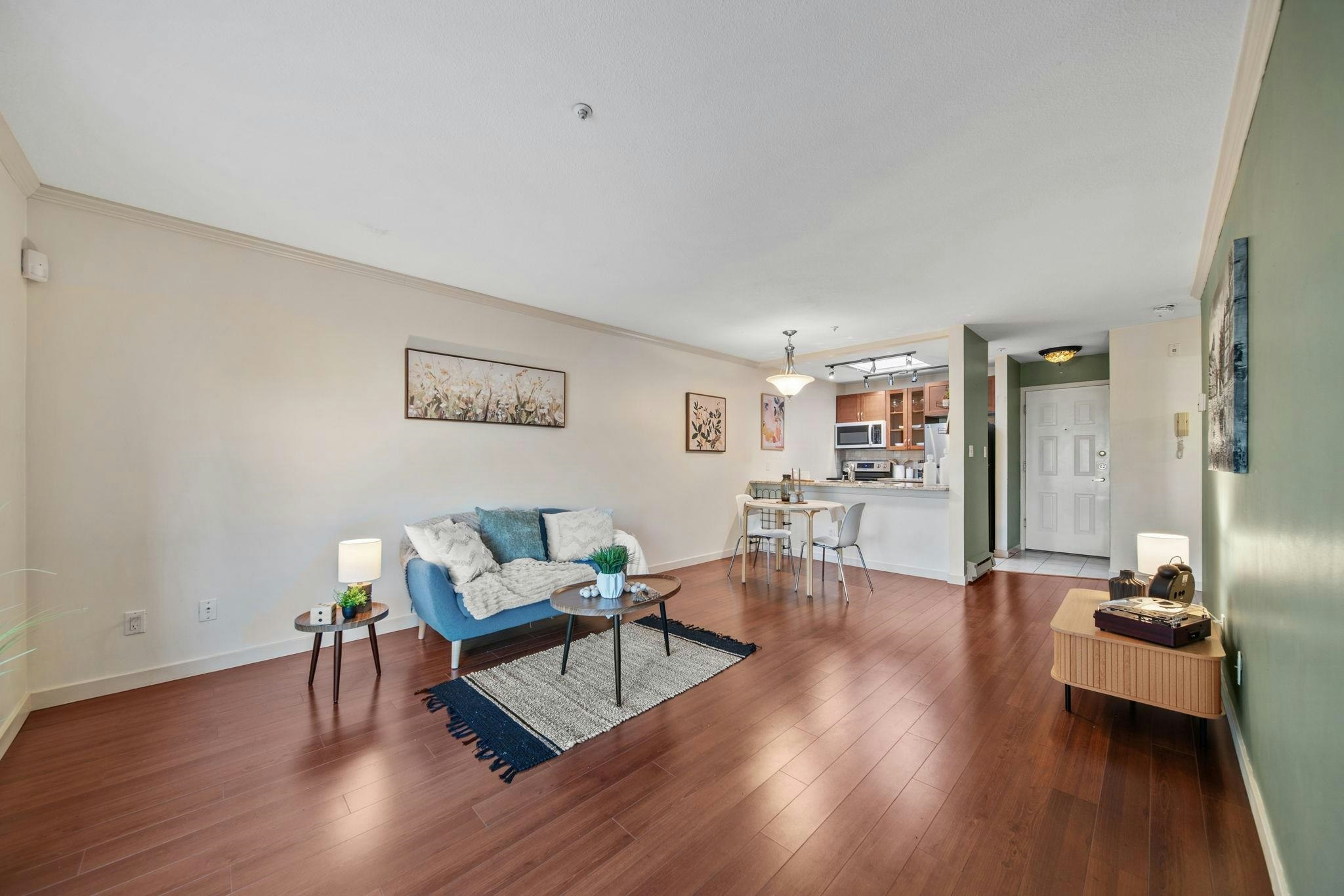 305-526 Thirteenth Street - 4