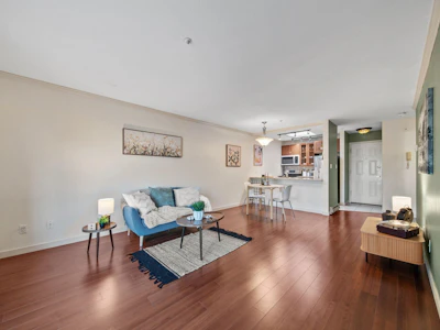 305-526 Thirteenth Street - 4