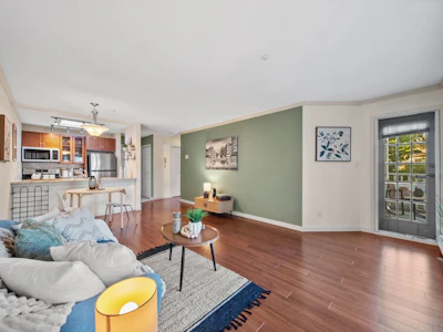 305-526 Thirteenth Street - 2