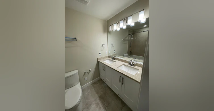 511-11077 Ravine Drive, Surrey, BC, V3T 3X5 - 12
