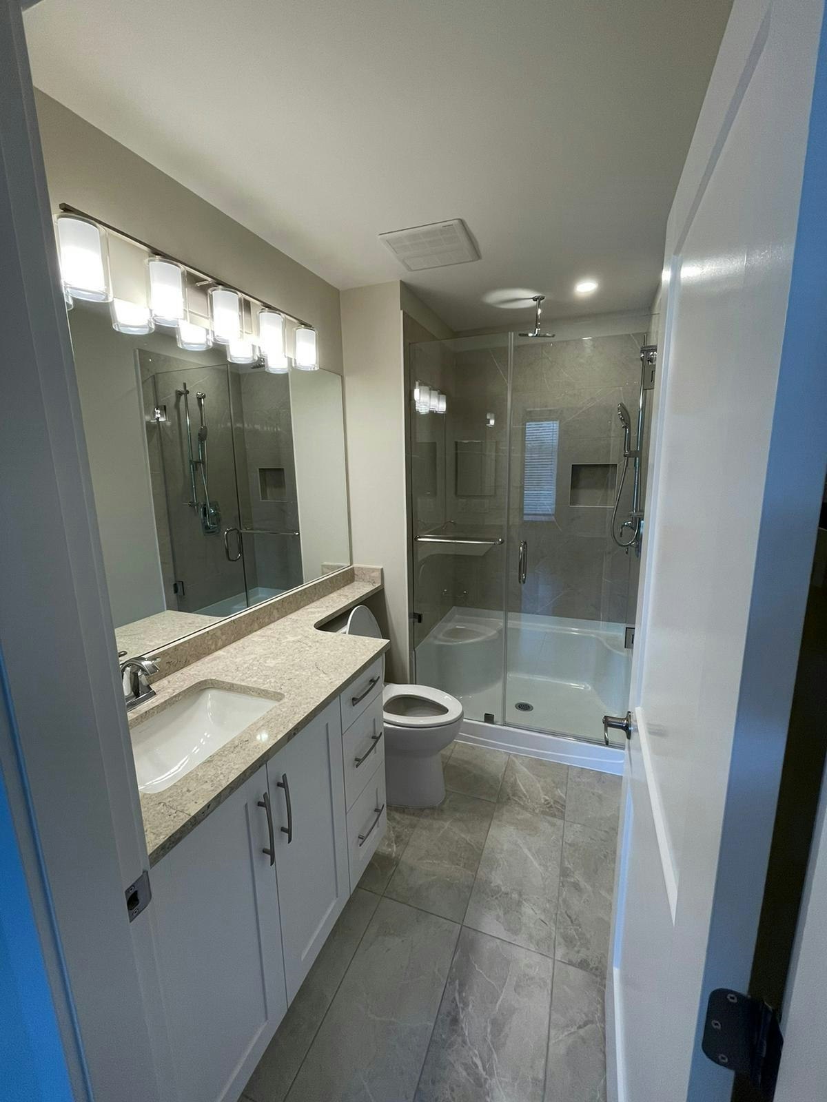 511-11077 Ravine Drive, Surrey, BC, V3T 3X5 - 9