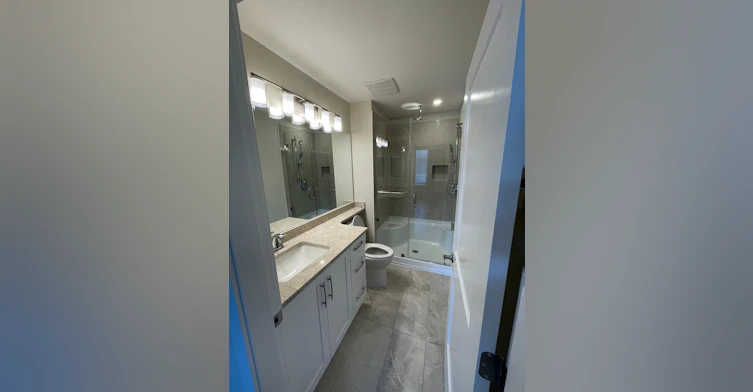 511-11077 Ravine Drive, Surrey, BC, V3T 3X5 - 9