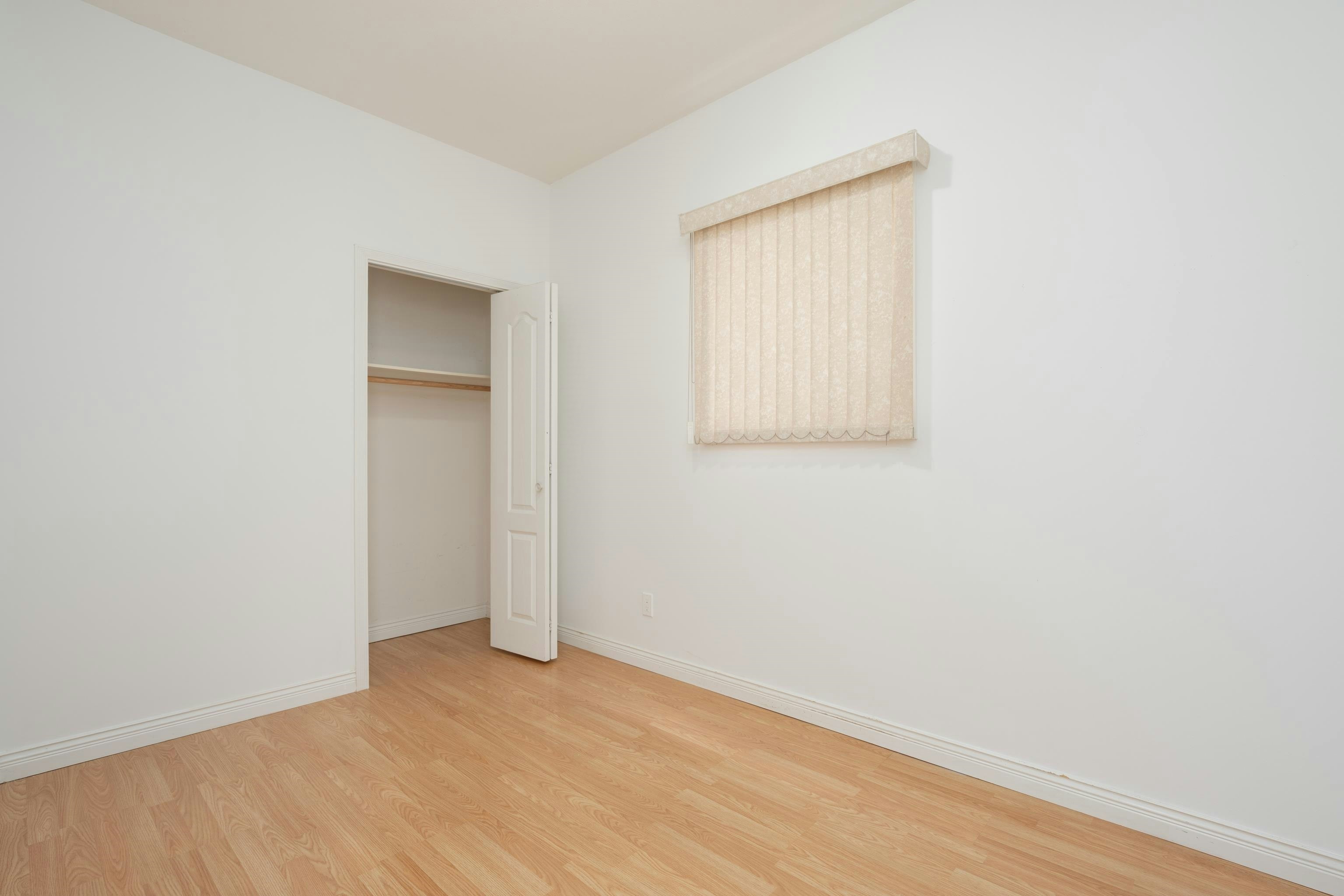 2170 E 28th Avenue, Vancouver, BC, V5N 2X9 - 29