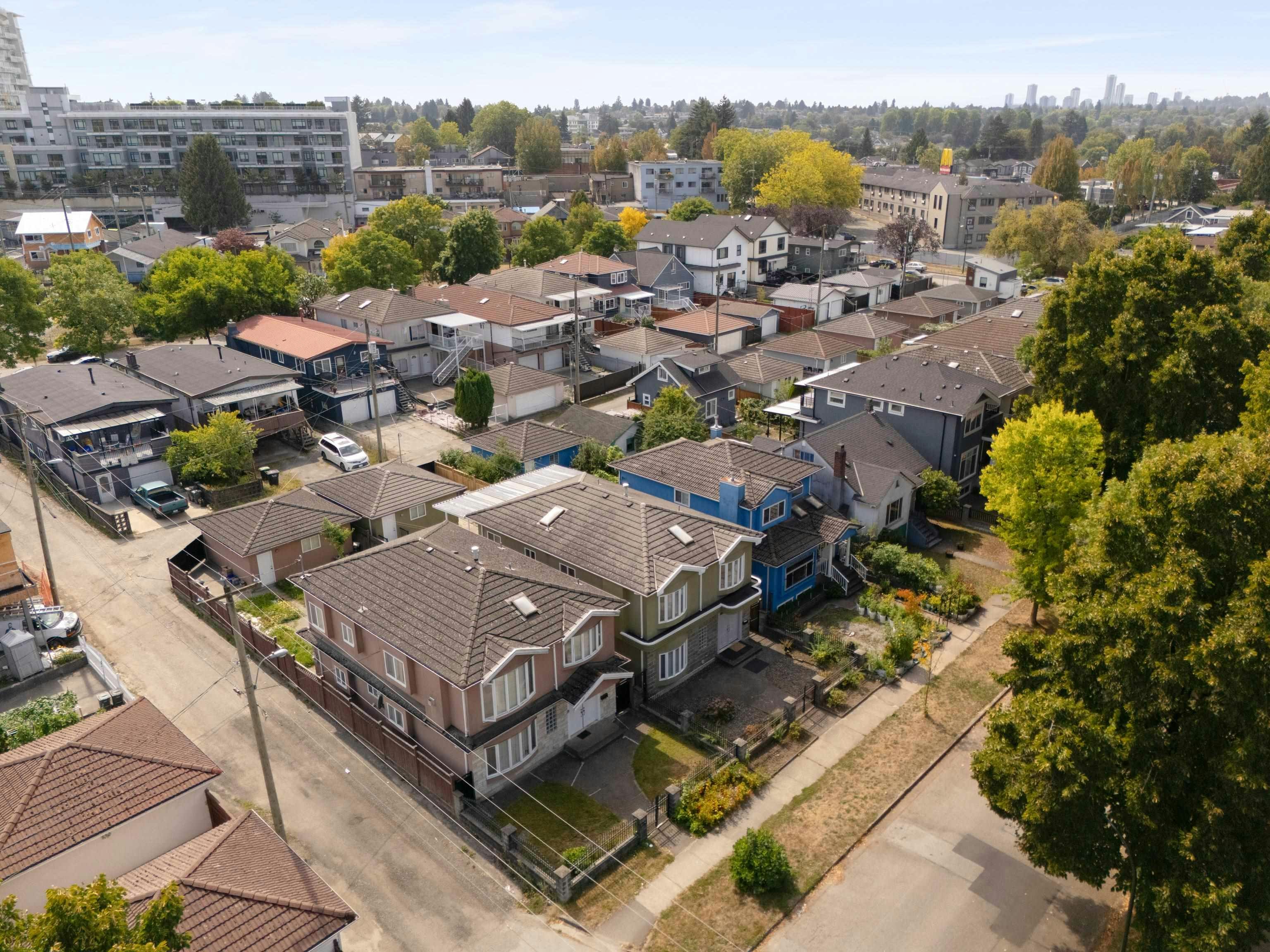 2170 E 28th Avenue, Vancouver, BC, V5N 2X9 - 22
