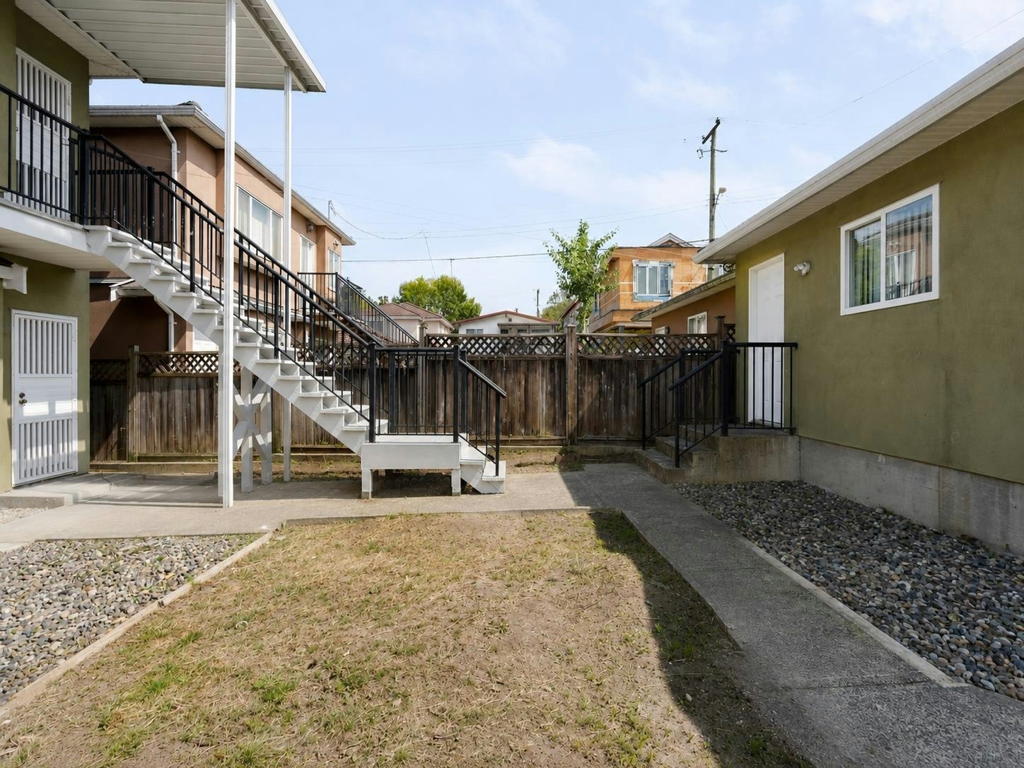 2170 E 28th Avenue, Vancouver, BC, V5N 2X9 - 35