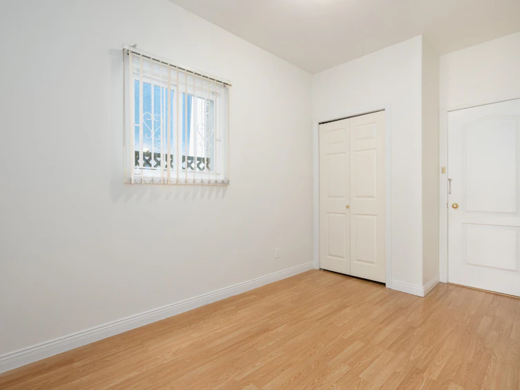 2170 E 28th Avenue, Vancouver, BC, V5N 2X9 - 23